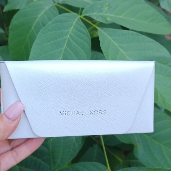 MICHAEL Michael Kors women's sunglasses color red size os - Picture 16 of 16